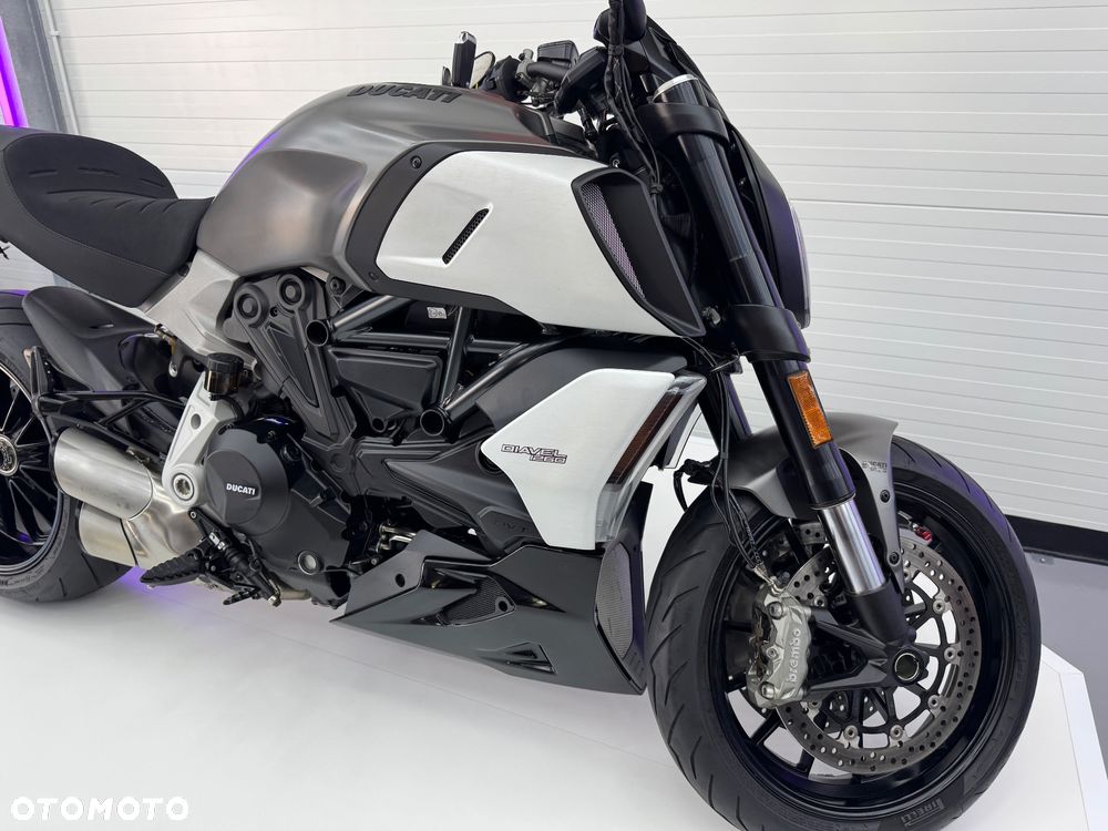 Ducati Diavel - 11