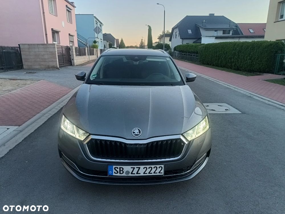 Skoda Octavia 2.0 TDI DSG Selection - 10