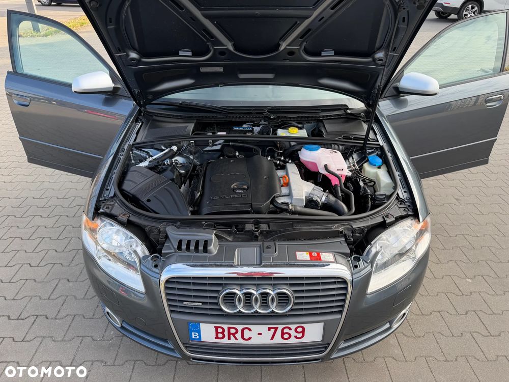 Audi A4 Limousine 1.8 T quattro - 18