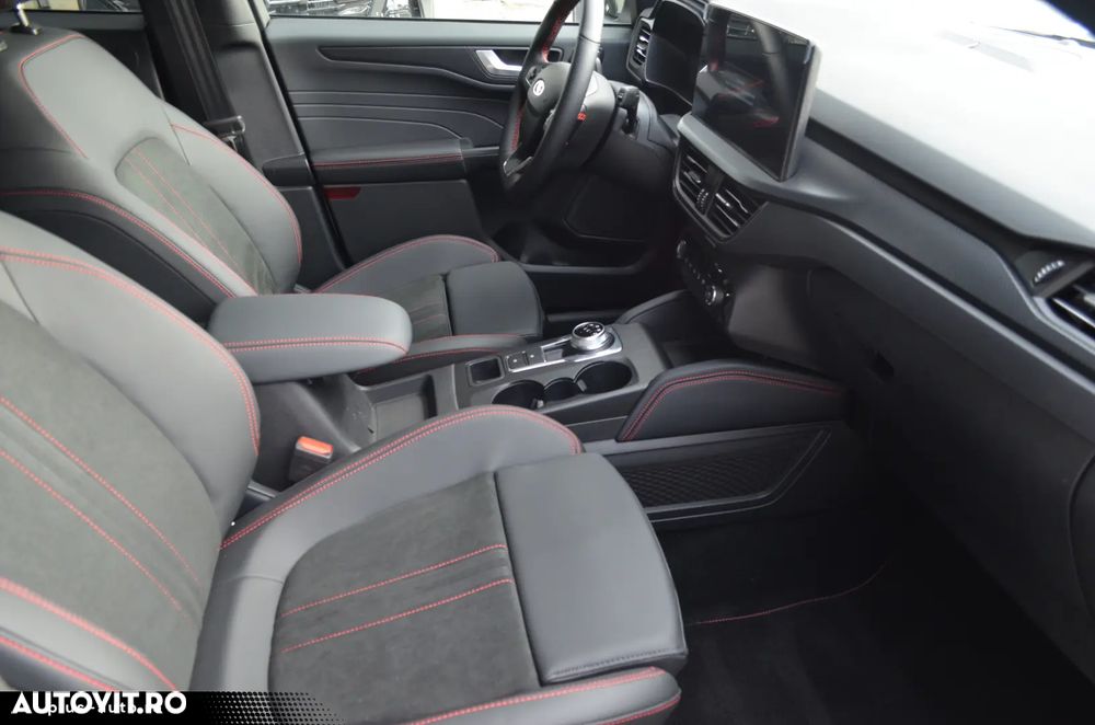 Ford Kuga - 9