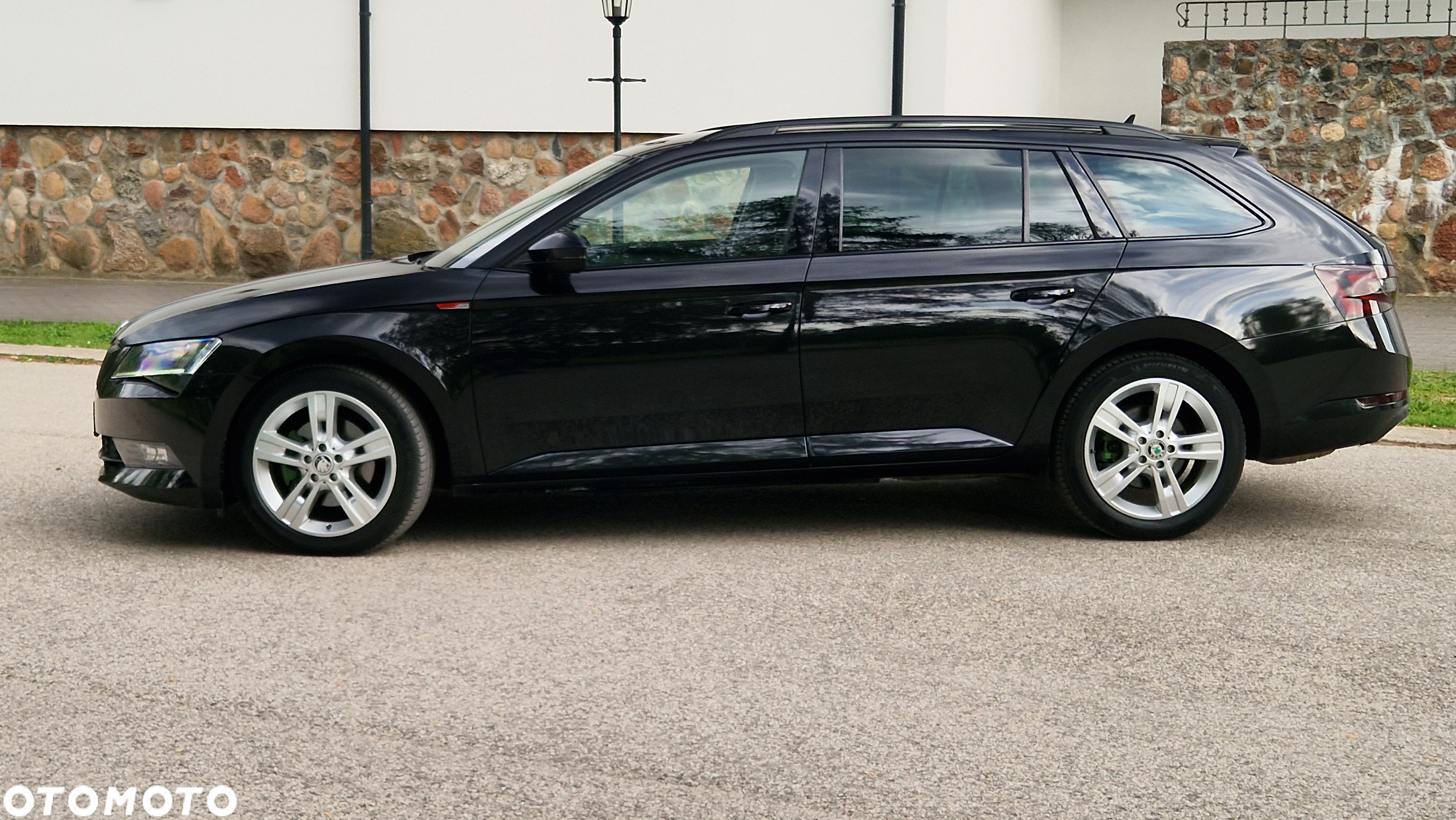Skoda Superb 2.0 TDI 4x4 DSG Premium Edition - 5