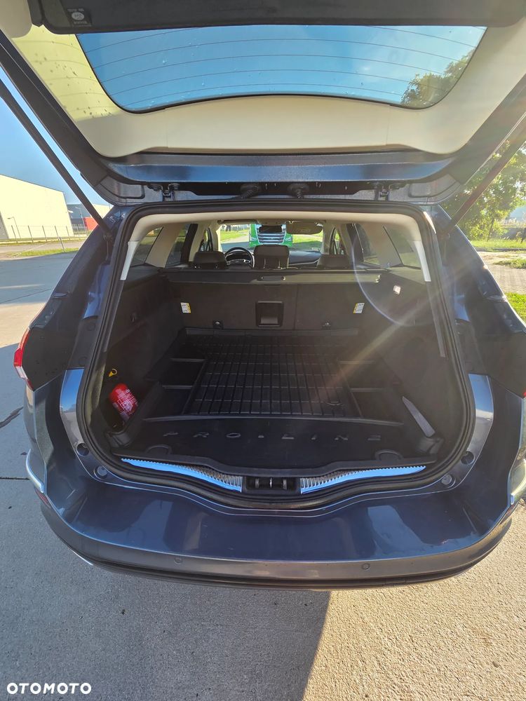 Ford Mondeo 2.0 EcoBlue Vignale - 9