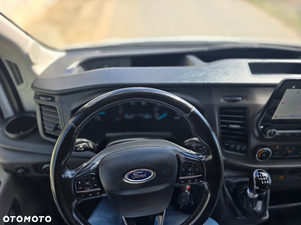 Ford Transit - 8