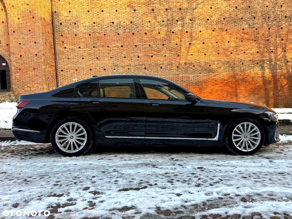 BMW Seria 7 740d xDrive - 18