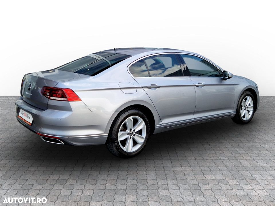 Volkswagen Passat 1.5 TSI ACT DSG Highline - 8