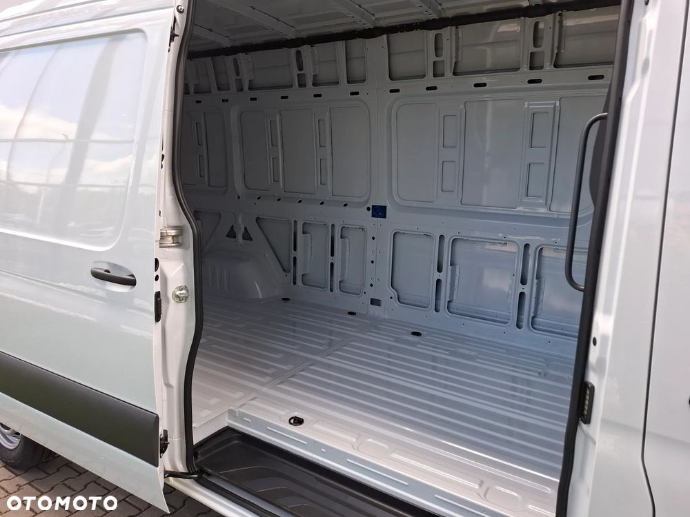 Mercedes-Benz Sprinter 317 CDI Furgon PRO długi 4325 mm L3H2 - 17