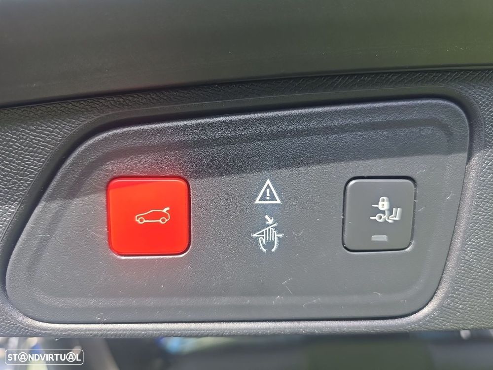 Peugeot 3008 1.5 BlueHDi Allure EAT8 - 13