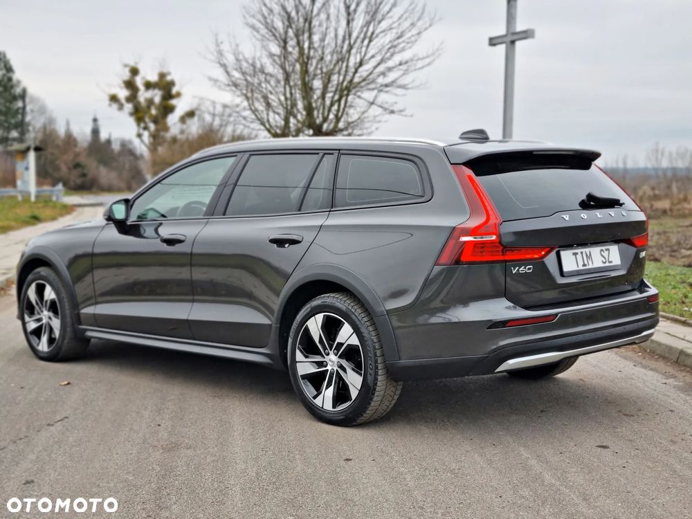 Volvo V60 Cross Country B4 D AWD Geartronic Pro - 13