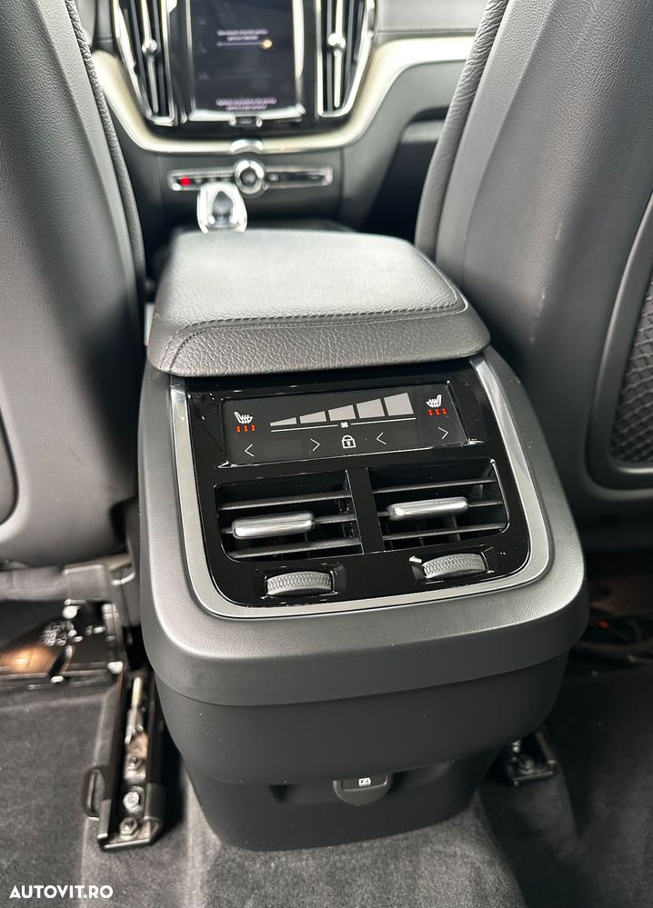 Volvo XC 60 - 37
