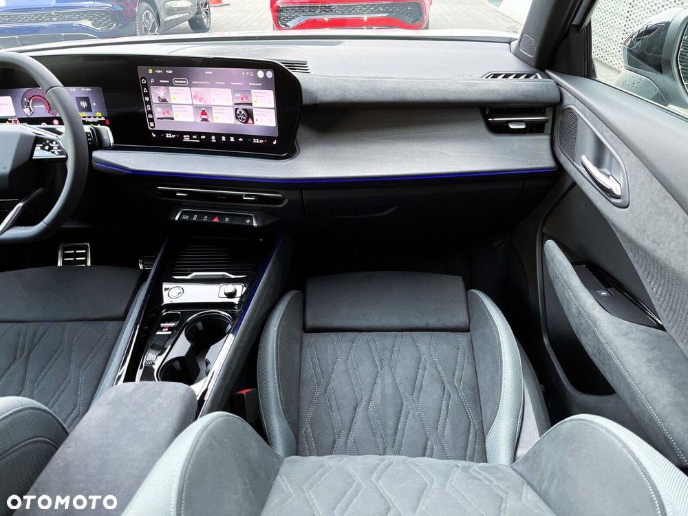 Audi Q3 Sportback - 13