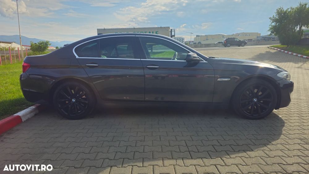 BMW Seria 5 530d xDrive - 3