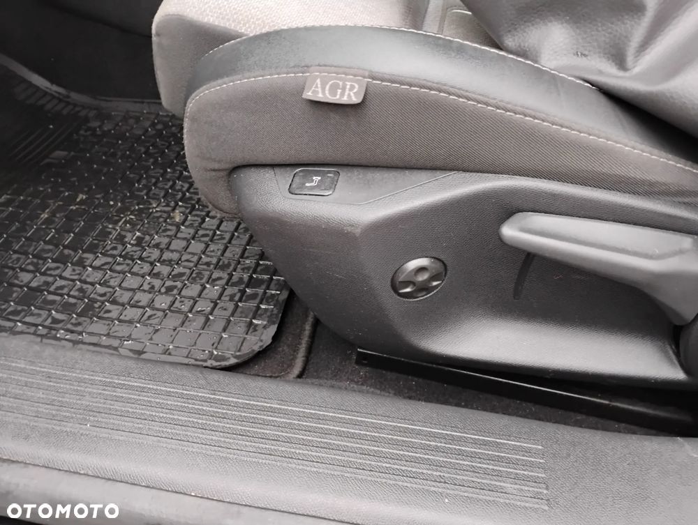 Opel Astra 1.2 Turbo Start/Stop Business Edition - 26