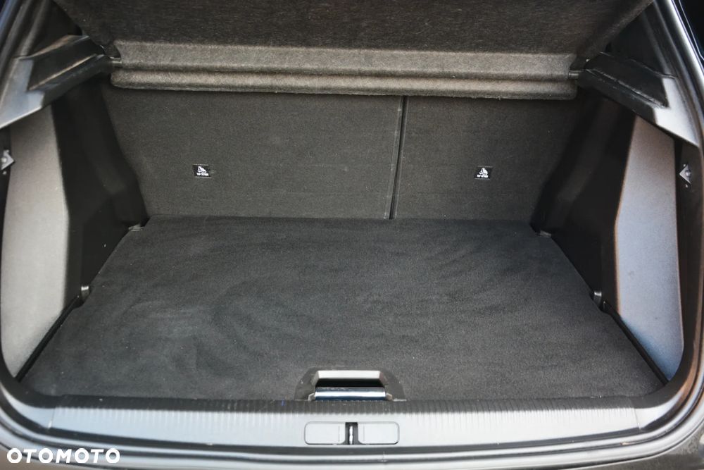 Peugeot 2008 BlueHDi 130 GT S&S EAT8 - 9