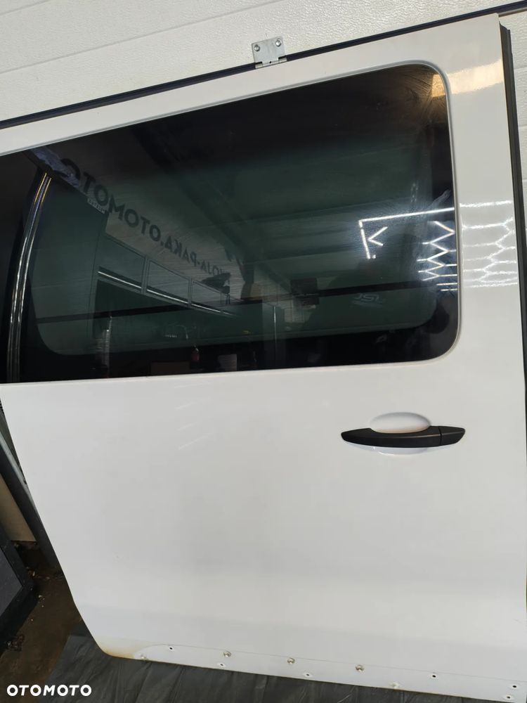 PEUGOET EXPERT JUMPY III VIVARO IV drzwi prawy bok boczne  w kolor EPR - 2
