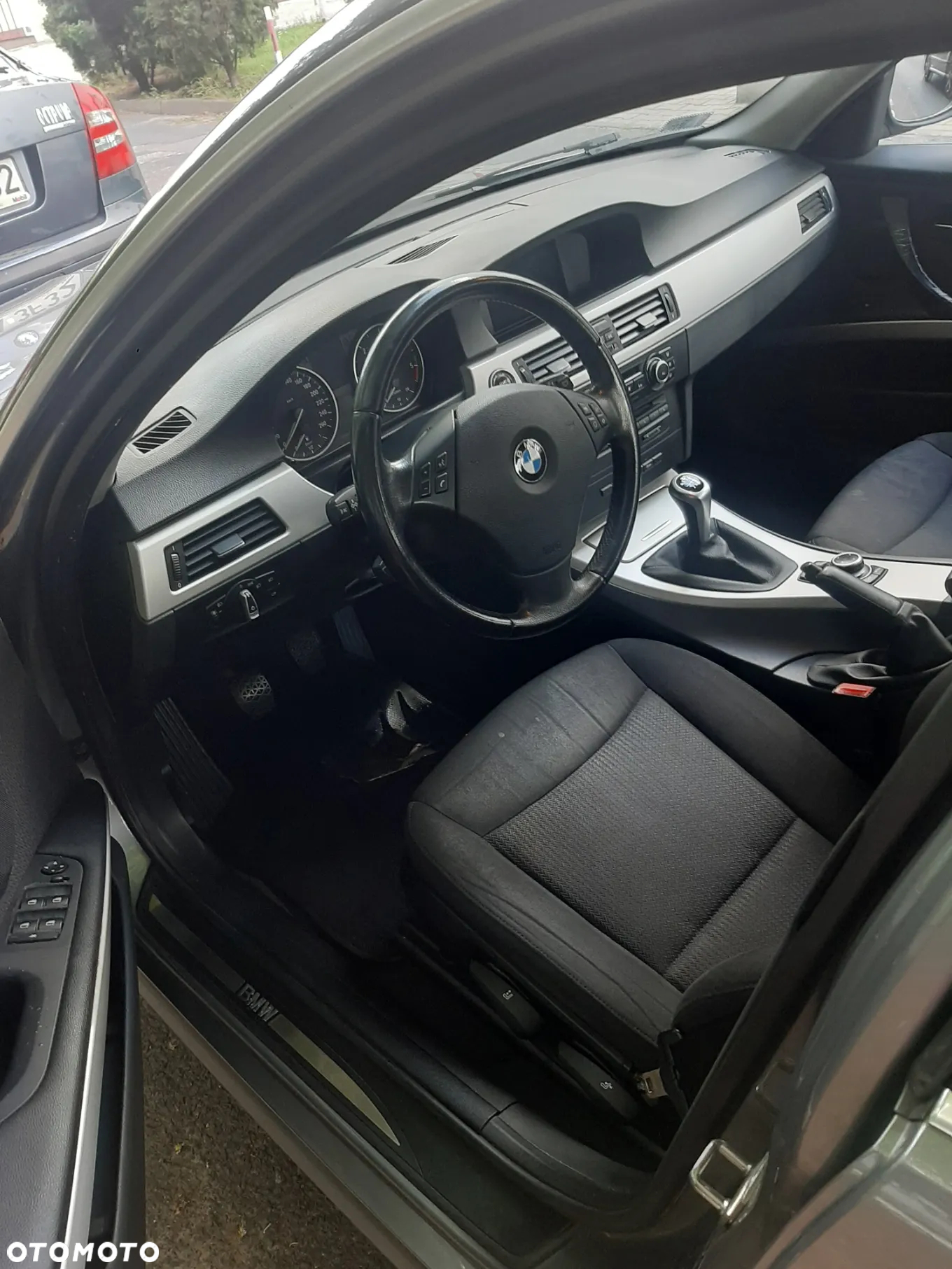 BMW Seria 3 318d - 6