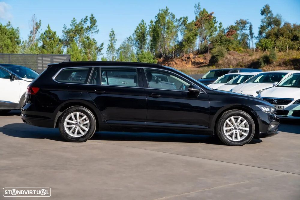 VW Passat Variant 2.0 TDi Elegance DSG - 12