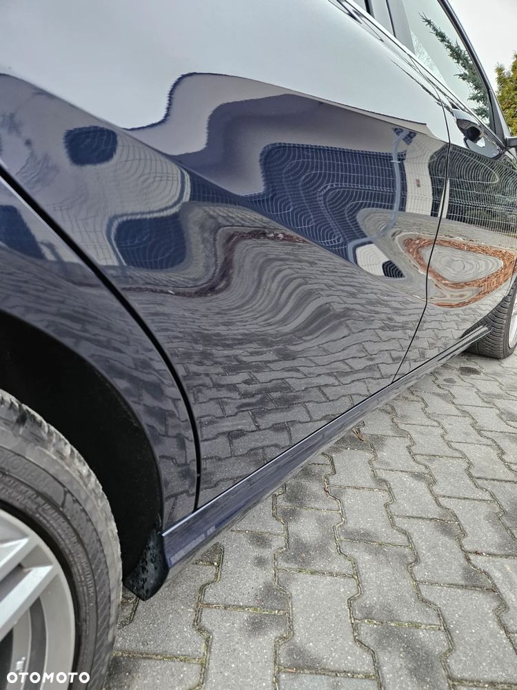 Mercedes-Benz Klasa A ver-220-4matic-7g--dct-urban - 17