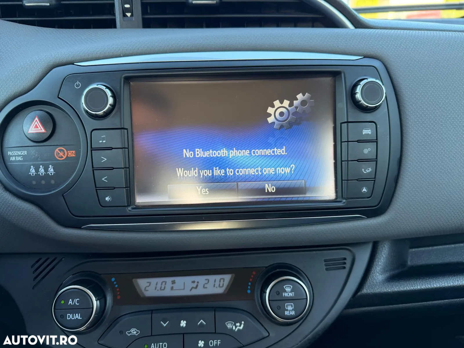 Toyota Yaris 1.5 VVT-i HSD Sol - 24