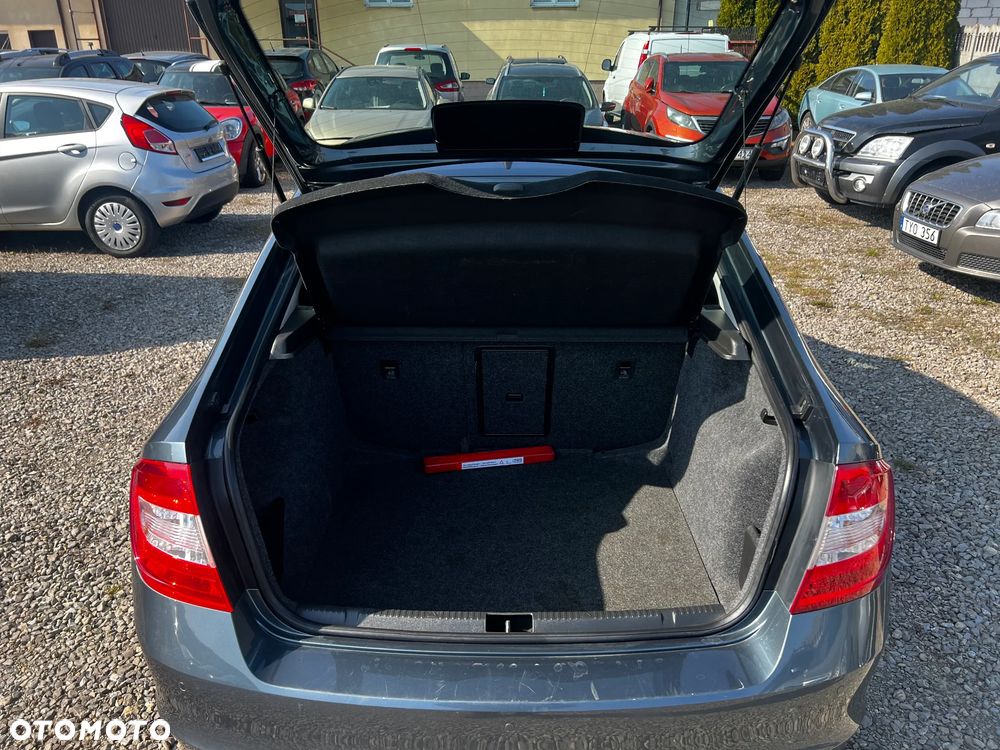 Skoda RAPID 1.6 TDI Elegance - 26