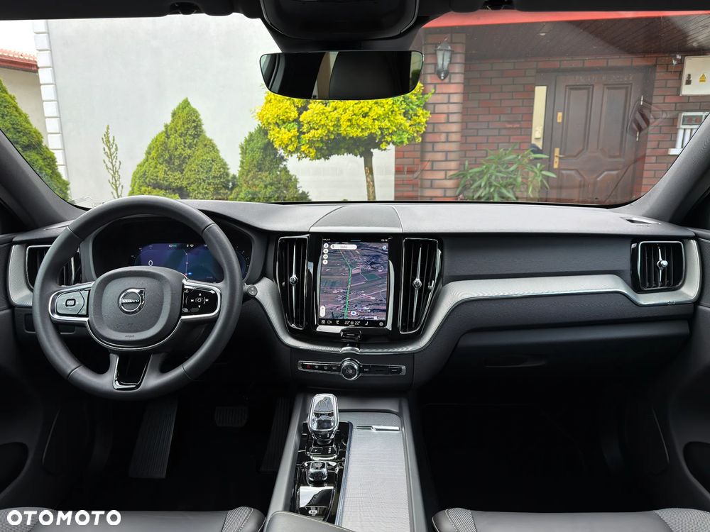 Volvo XC 60 B5 B AWD Geartronic RDesign - 7