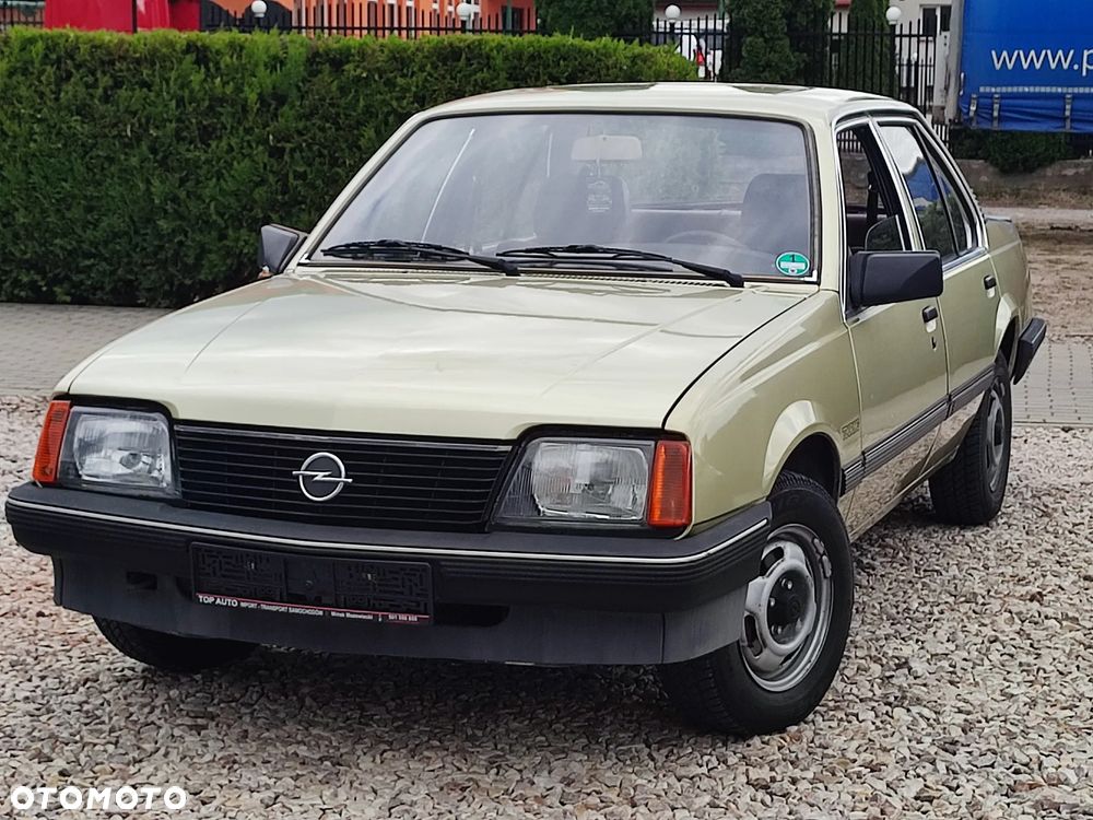 Opel Ascona - 21