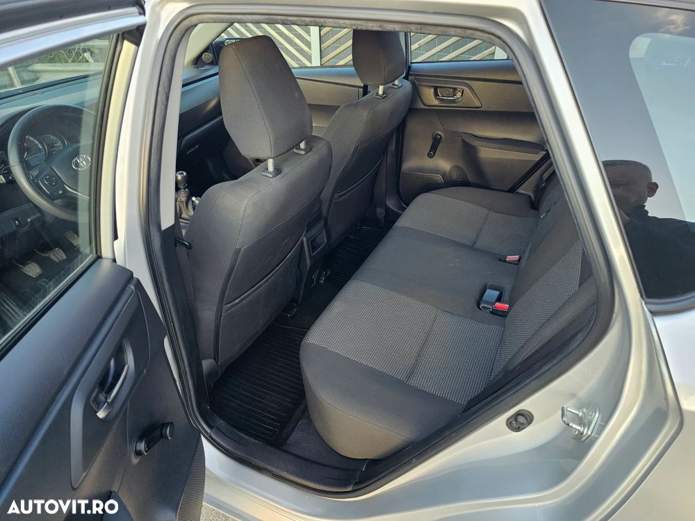 Toyota Auris - 7