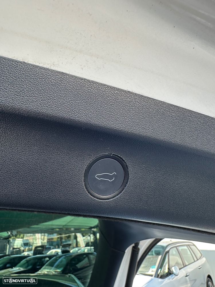Tesla Model Y Tração Traseira - 23