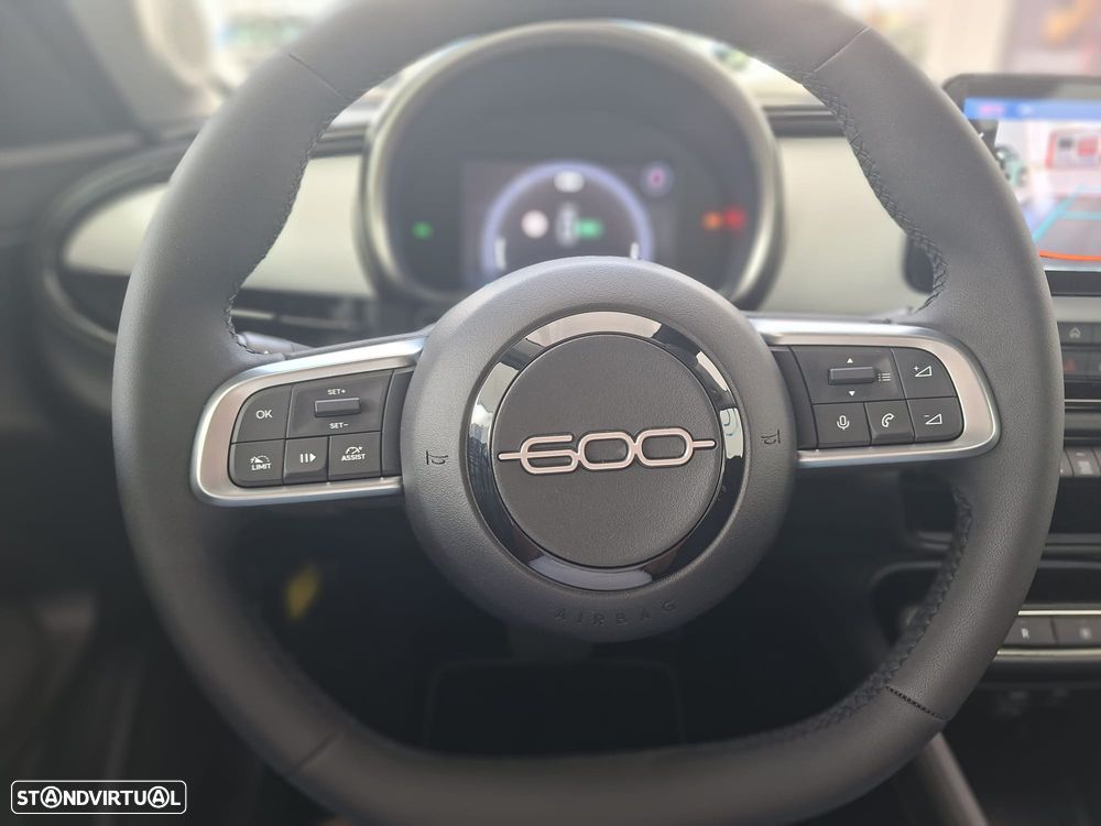 Fiat 600e 54 kWh Business Edition - 10