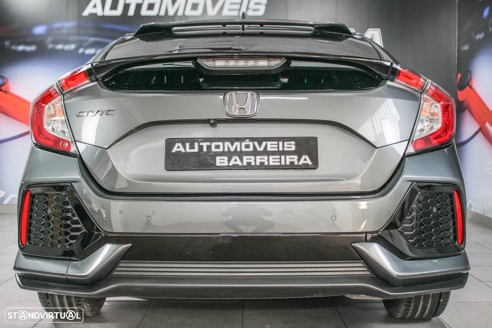 Honda Civic 1.0 i-VTEC Executive Premium - 18