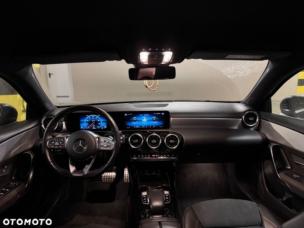 Mercedes-Benz Klasa A 180 AMG Line 7G-DCT - 12