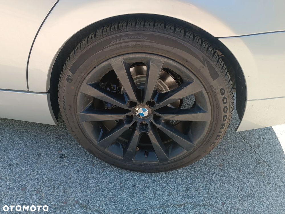 BMW Seria 3 320d - 4