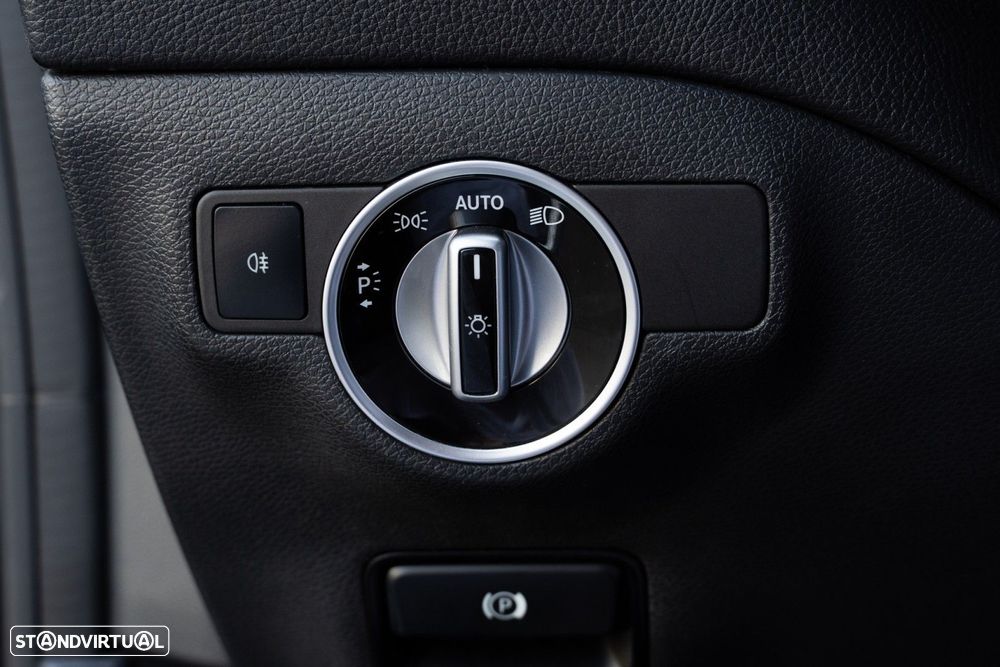 Mercedes-Benz CLA 180 d AMG Line - 51