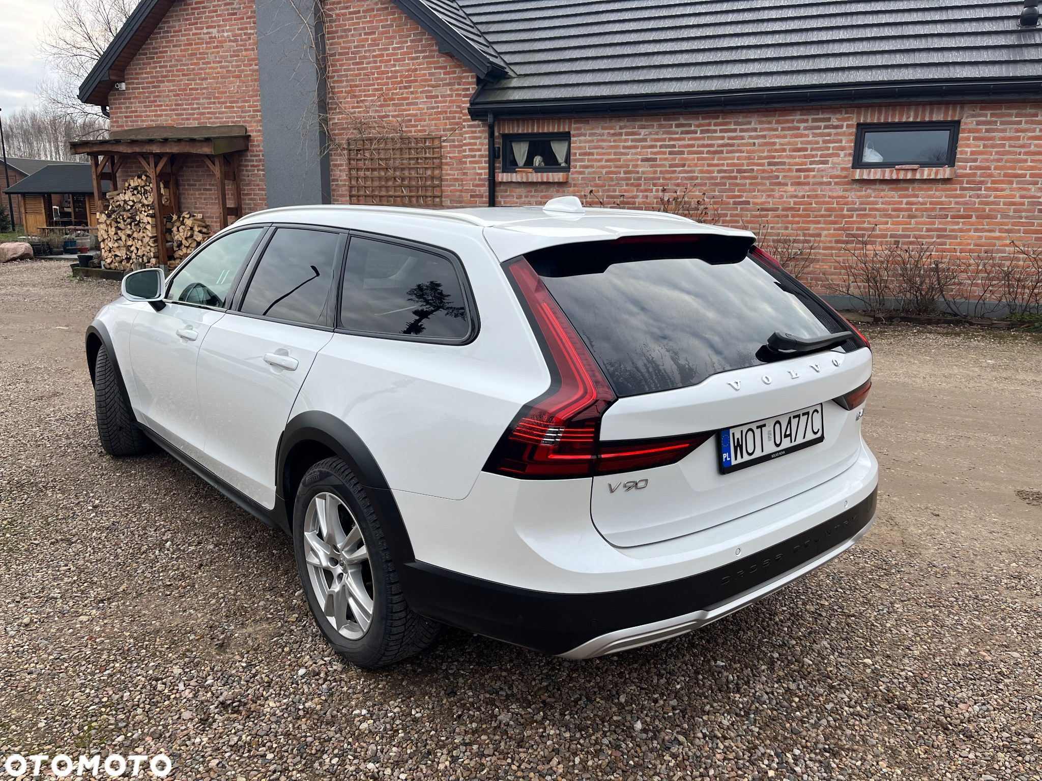 Volvo V90 Cross Country D4 AWD - 2