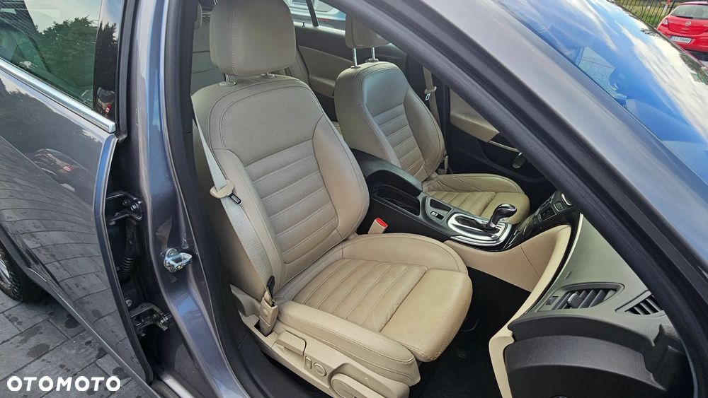 Opel Insignia 2.0 CDTI 4x4 Business Innovation - 24