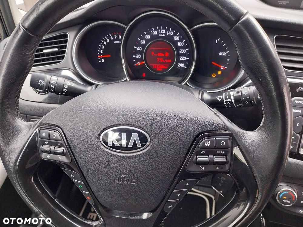 Kia Ceed 1.4 CVVT Dream Team Edition - 28