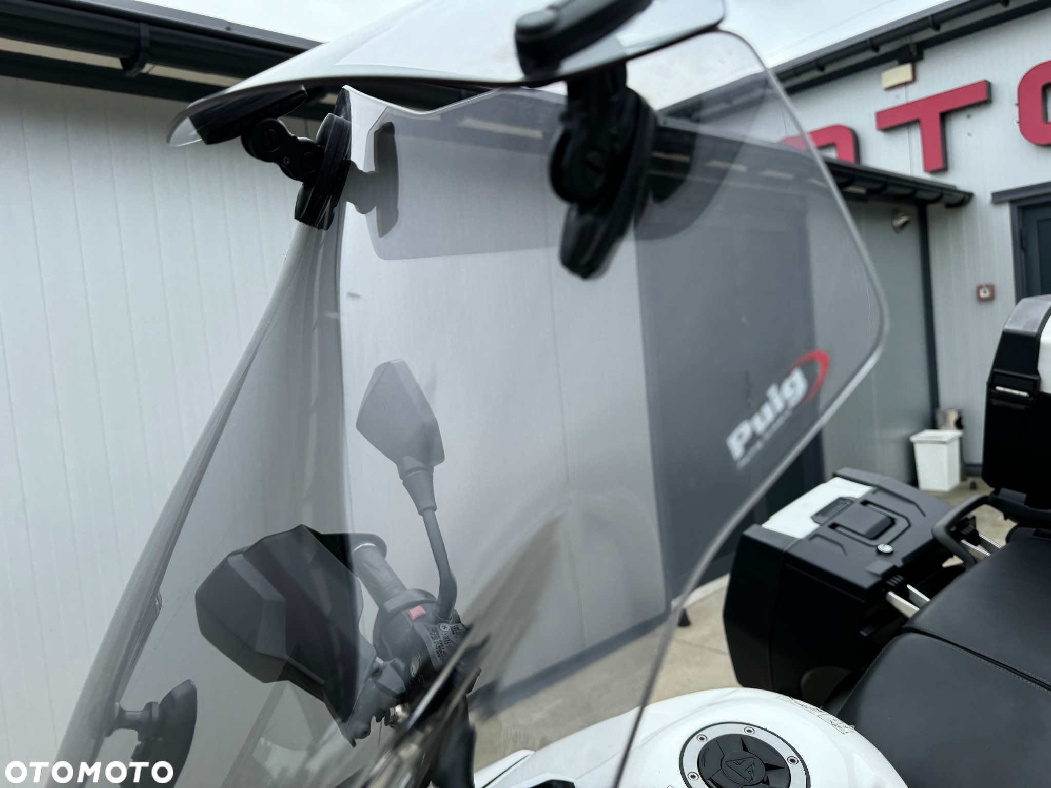 Triumph Tiger - 15
