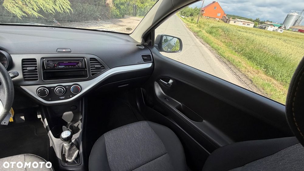 Kia Picanto 1.0 L - 8