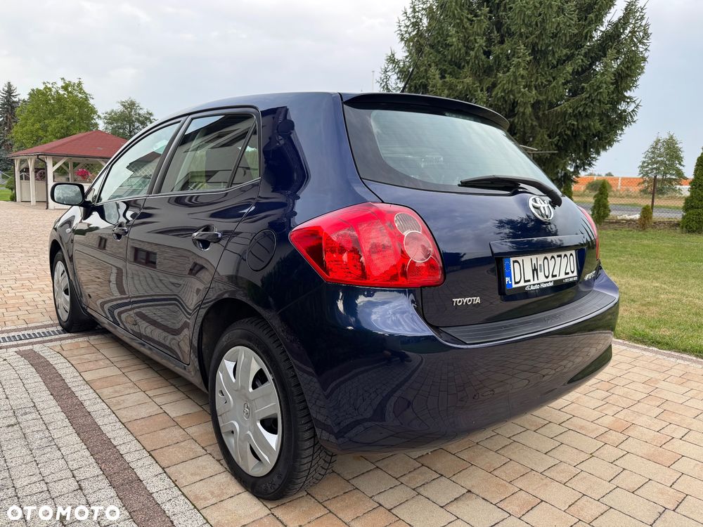 Toyota Auris 1.6 VVT-i Sol - 4