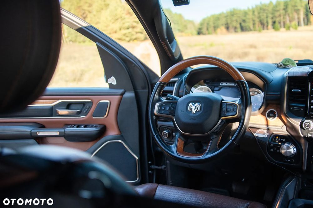 RAM 1500 5.7 Crew Cab Longhorn - 23