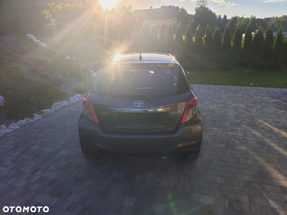 Toyota Yaris 1.0 Active - 11