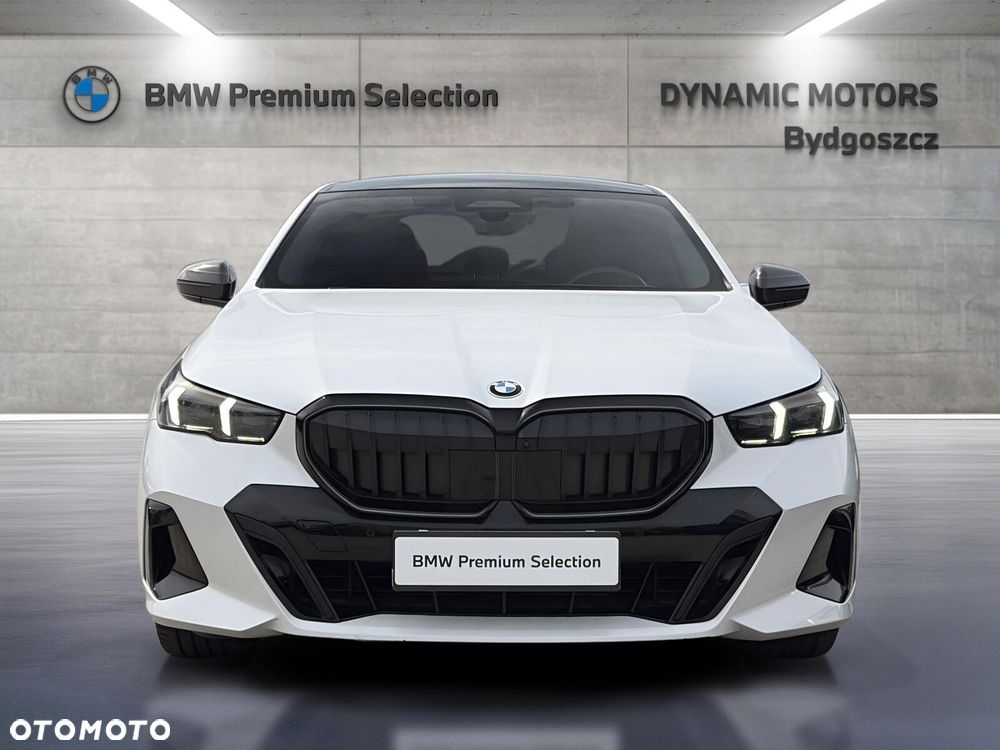 BMW Seria 5 520d xDrive mHEV M Sport - 9
