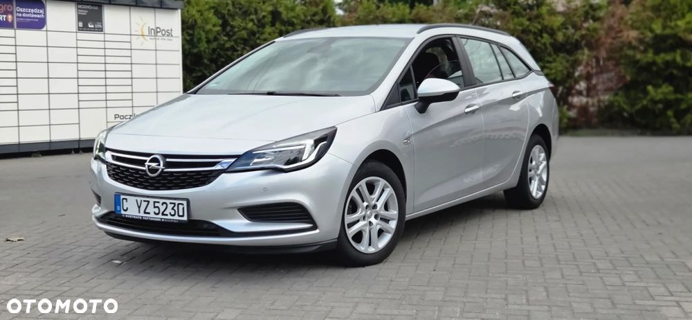 Opel Astra 1.4 Turbo Innovation - 4