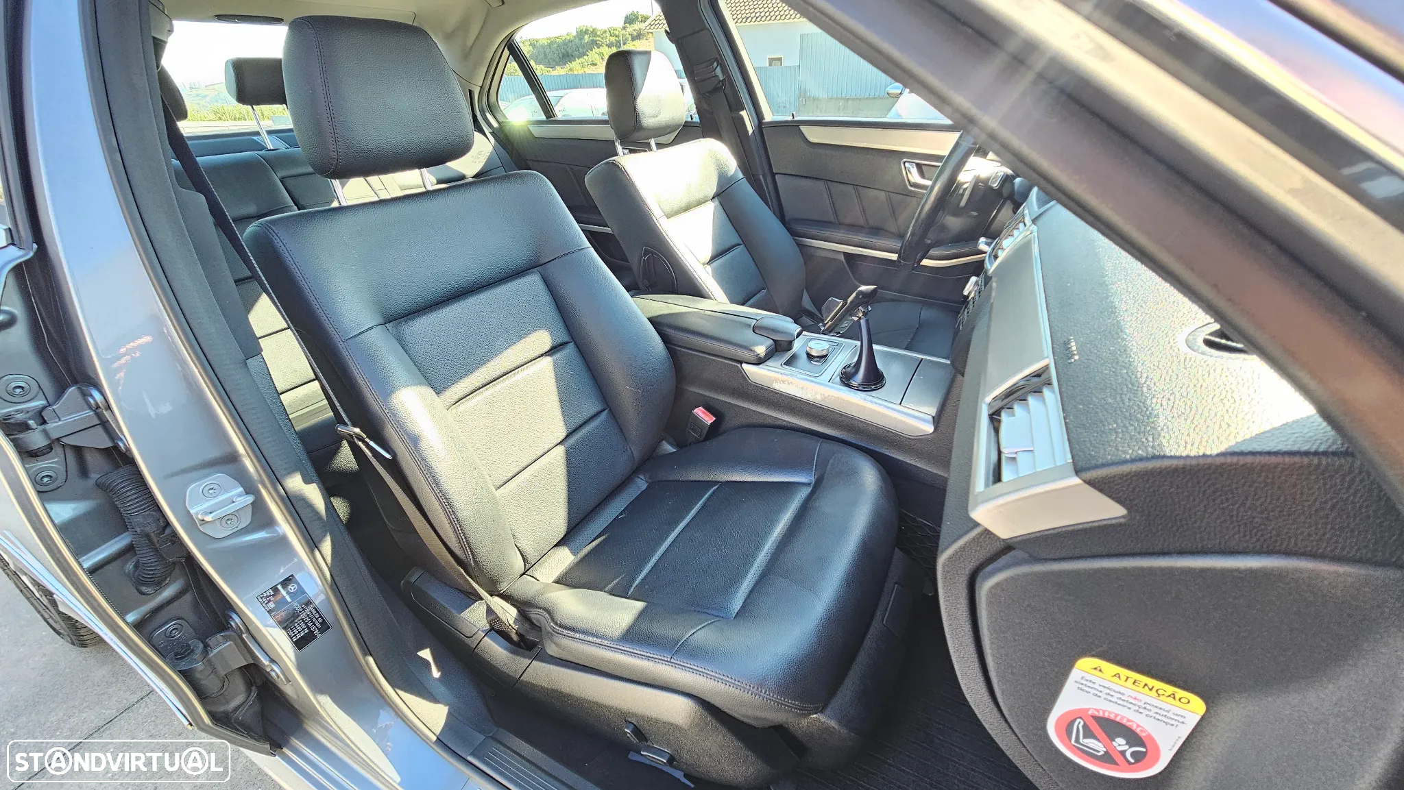Mercedes-Benz E 350 CDi Avantgarde BlueEfficiency - 29