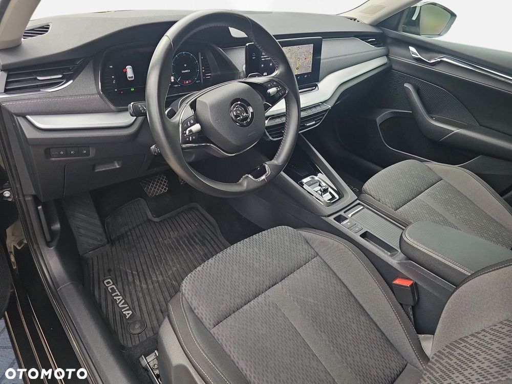 Skoda Octavia 2.0 TDI 4x4 Style DSG - 7