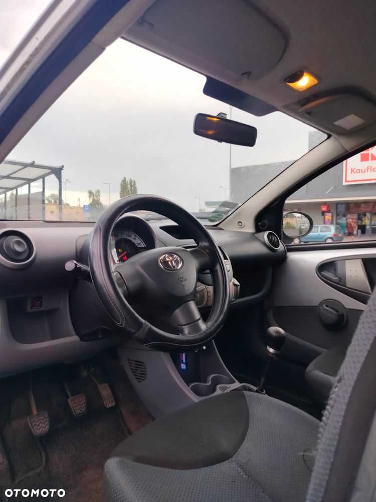 Toyota Aygo Standard - 7