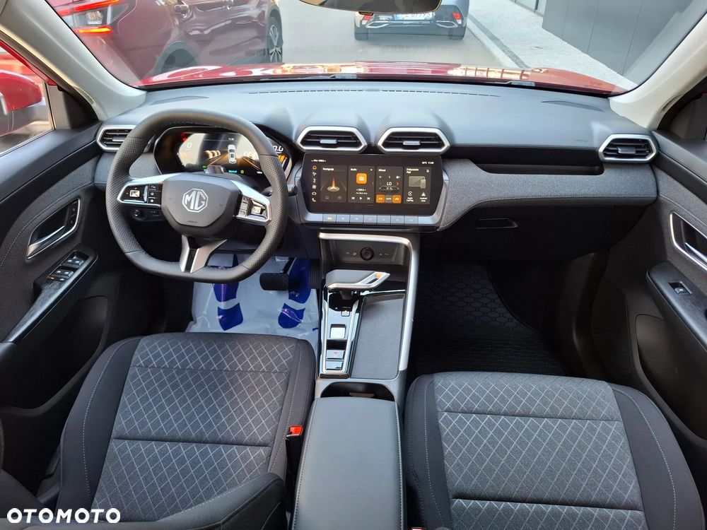 MG ZS Hybrid+ - 9