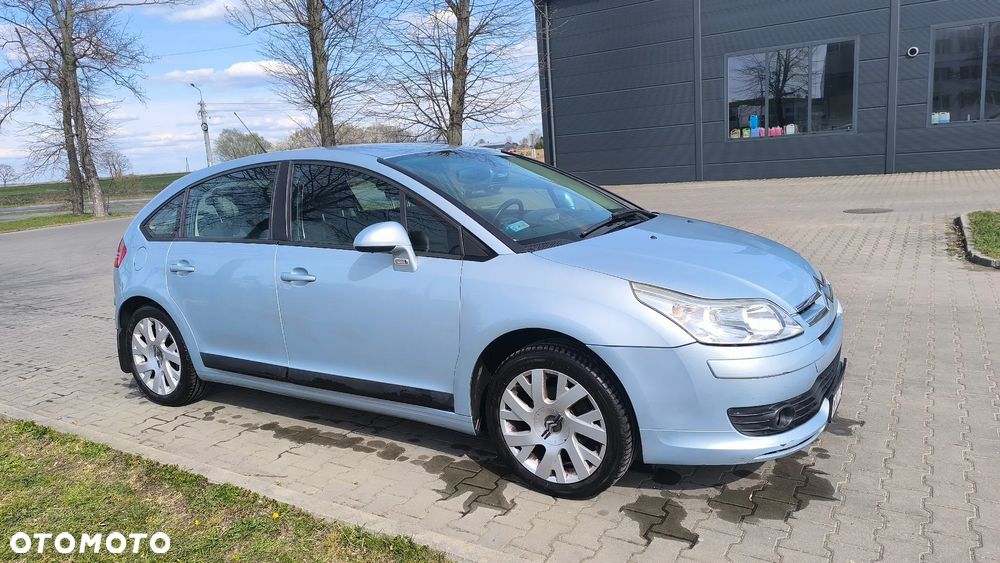 Citroën C4 2.0 16V Exclusive - 4