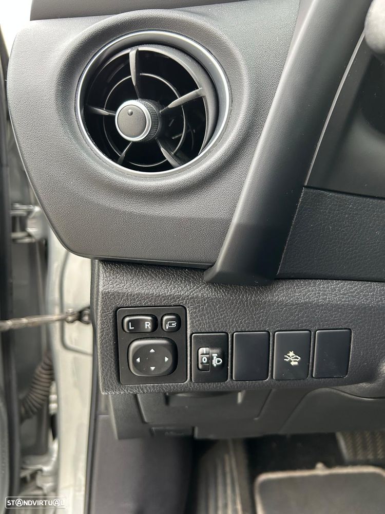 Toyota Auris Touring Sports - 22