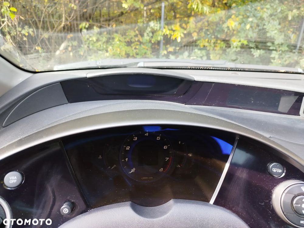 Honda Civic 1.8 Executive - 11