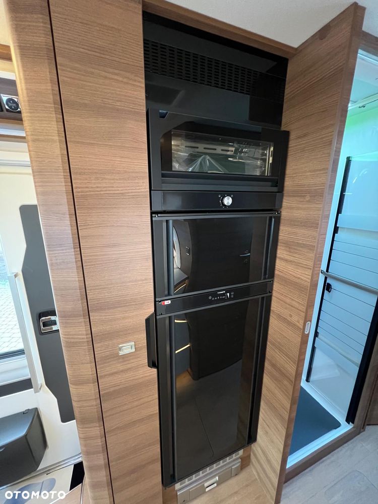 Rapido i166M DISTINCTION - aktywny tempomat DISTRONIC, ALDE, skórzana tapicerka - 28